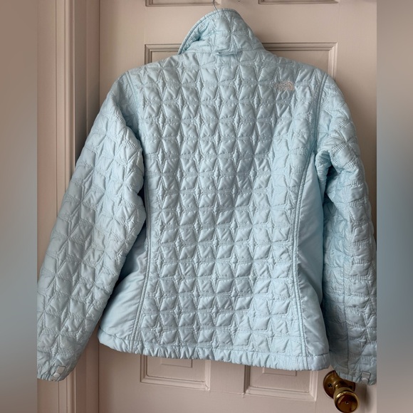 The North Face Light Blue Quilted Jacket - Picture 7 of 11